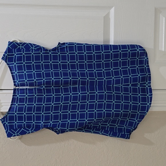 Beautiful blouses size S. Used. Six blouses  $7.00 - Picture 8 of 12